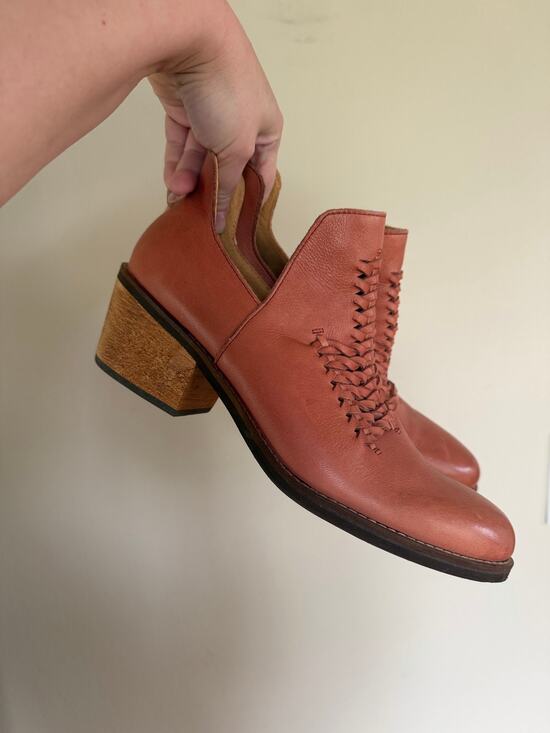 Latigo Shoes - Latigo Kick Block Heel Woven Leather Ankle Boots 9.5